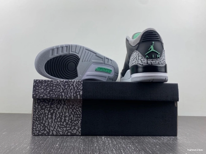 HYPE Glow Air CT8532-031 Jordan Green 3 0726